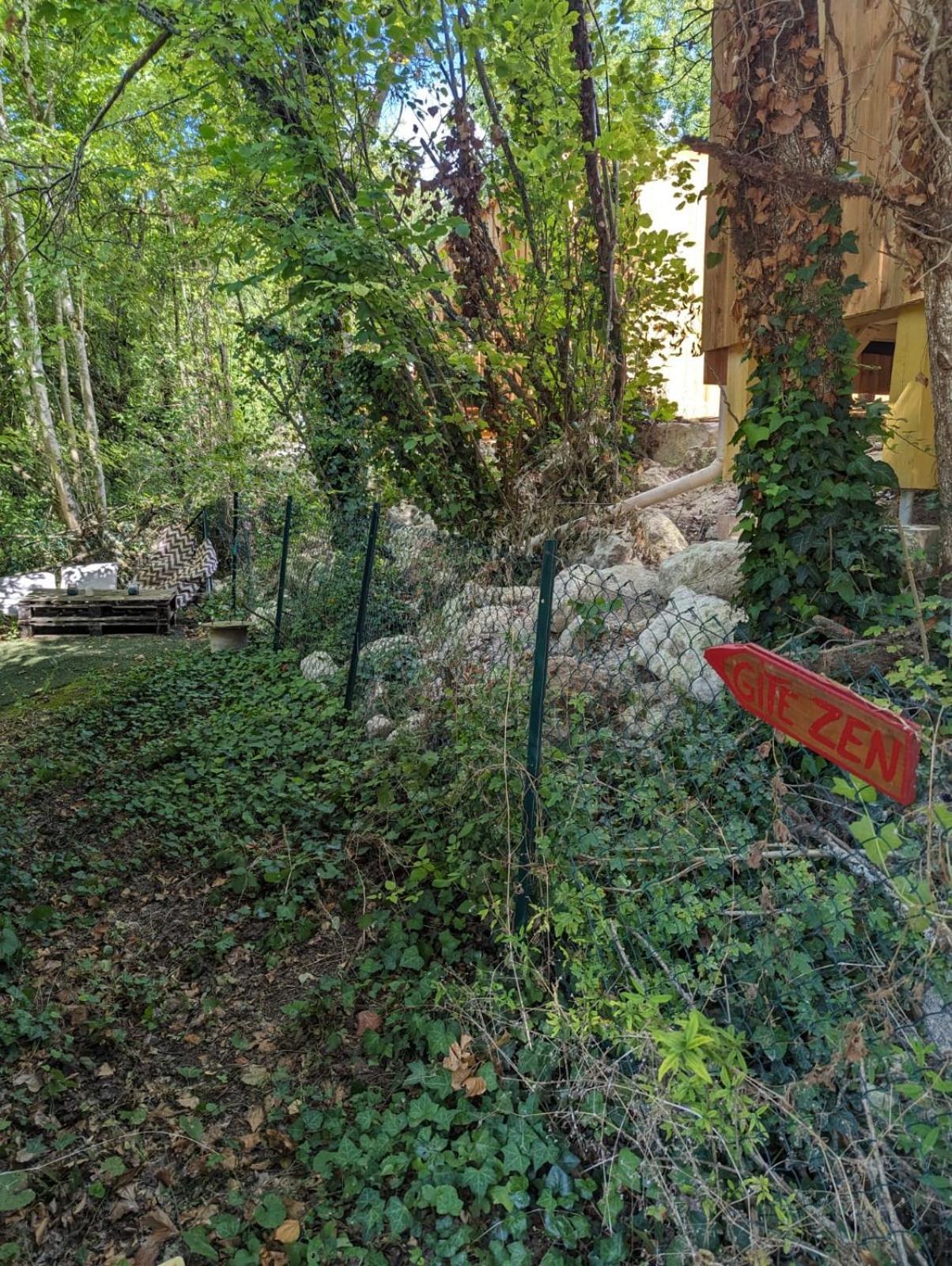 Gite Zen Dans Les Bois Blesignac Ngoại thất bức ảnh